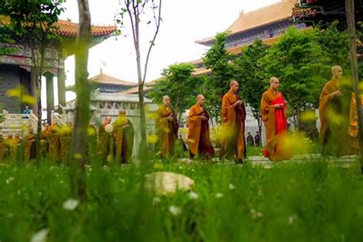 寺庙和尚做法事念的什么经？