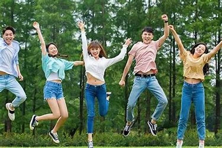 梦见和兄长在一起玩