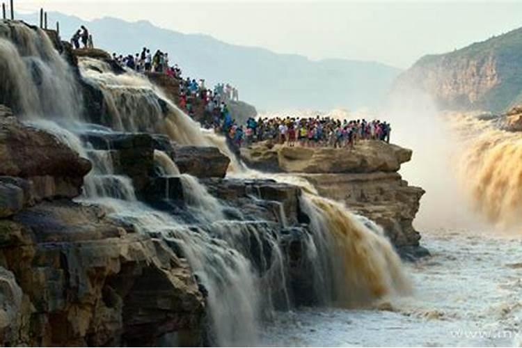 梦见和朋友一起过大河