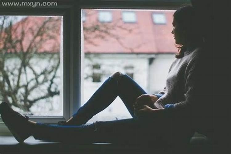 梦见女人来我家预示着什么？