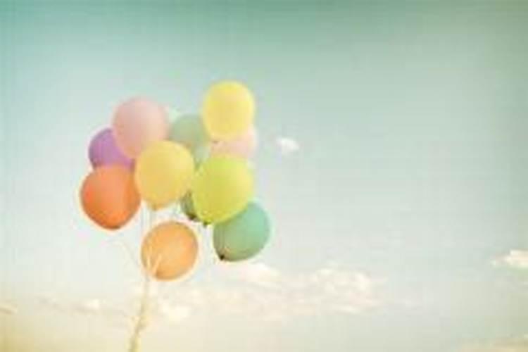 梦见球是什么意思？