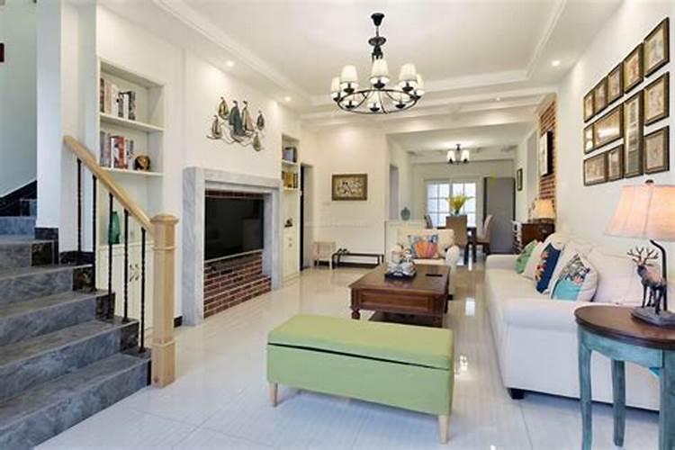 梦到好多人给我家装修？