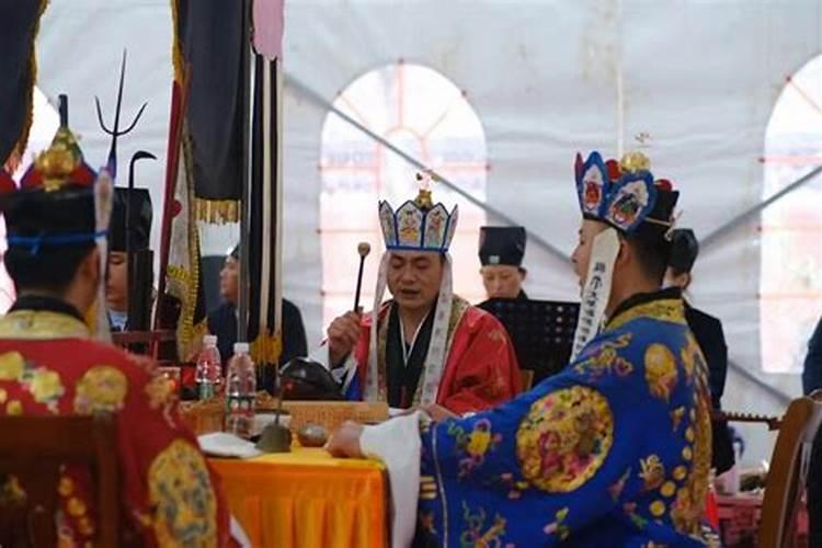 做法事为什么要开坛？