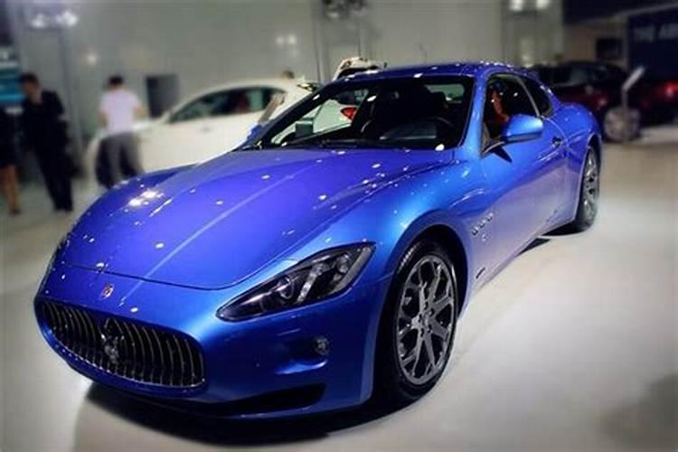 梦见表弟买了豪华汽车啥意思？