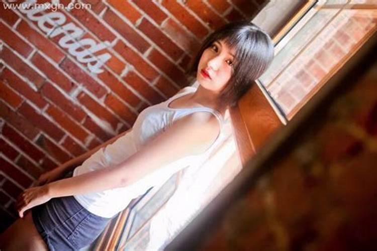 梦见老板喜欢我是什么意思啊？