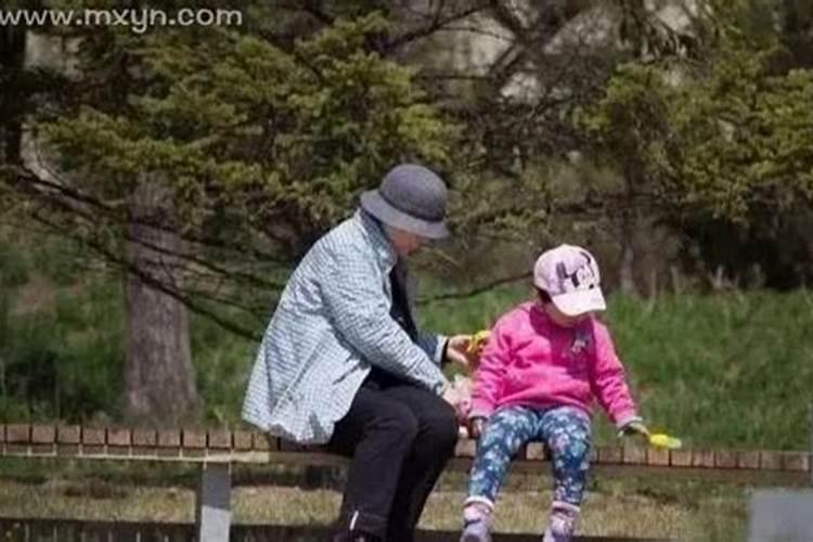 梦见孩子走失到处找孩子