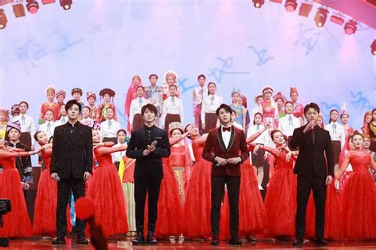 小年夜春晚哪里看回放？