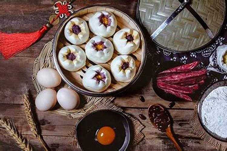 中元节吃什么传统食物？