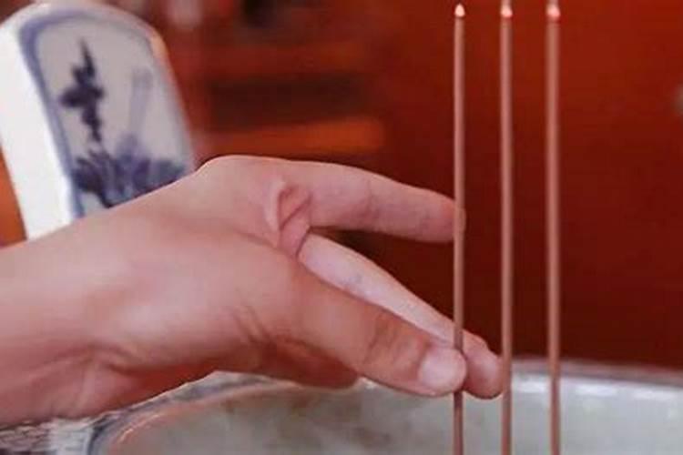 三月十五什么时候上香比较好？