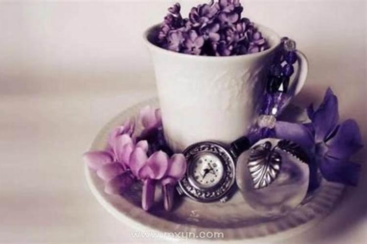 梦见陌生女人和自己说话