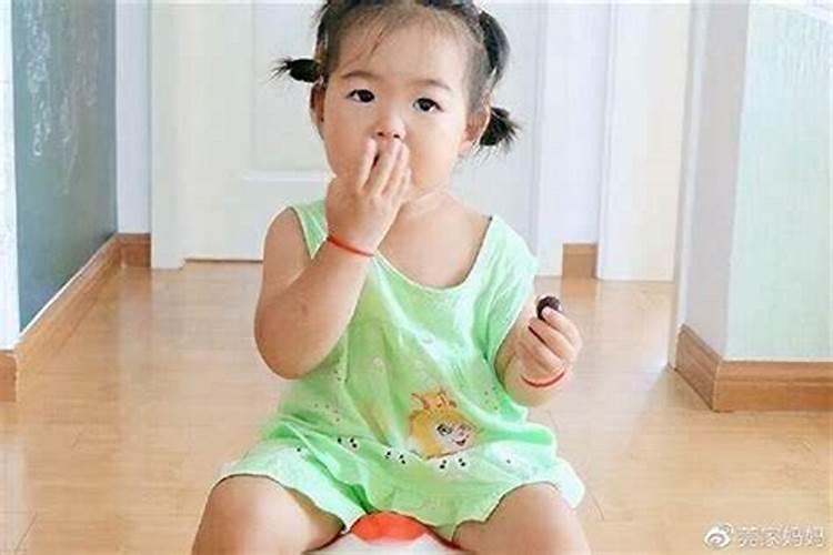 梦见两三岁的小孩子是什么意思？