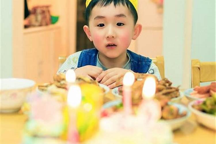 腊月孩子虚岁加几岁？