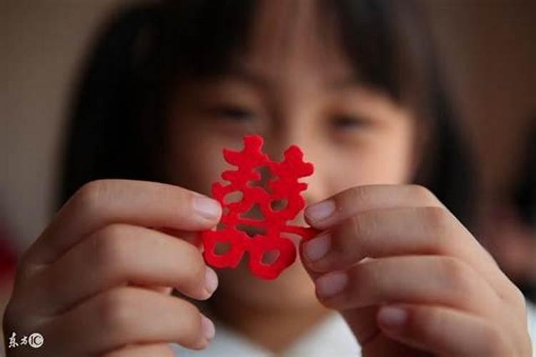 四柱八字如何化解婚姻不顺？