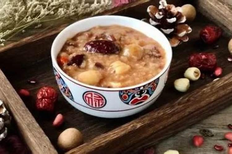 腊八借给别人钱好不好？