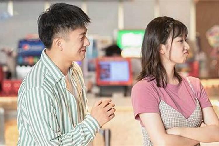 妇女梦见初恋男友找自己