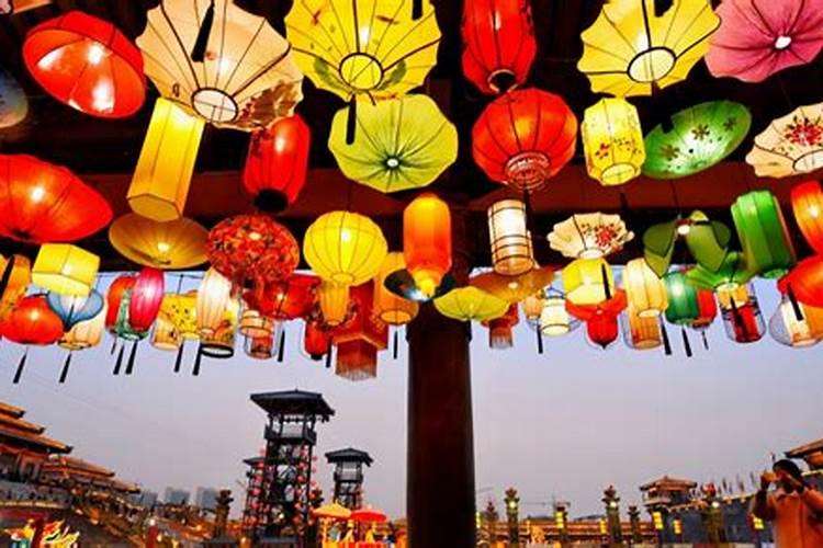 正月十五晚上有哪些风俗？