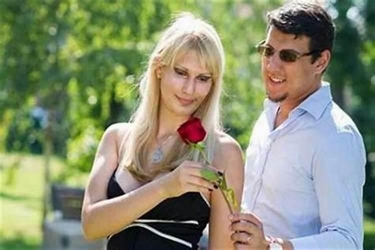 梦到前夫纠缠自己的孩子