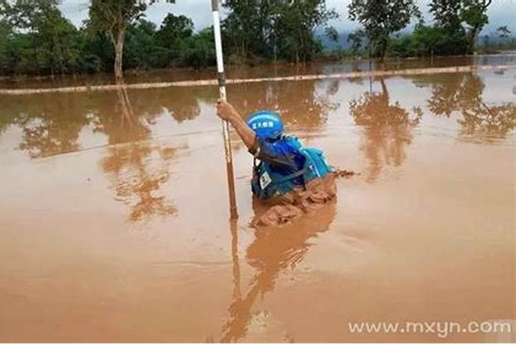 梦见发洪水了什么预兆解梦？