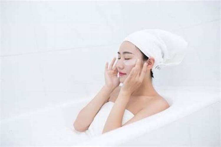 梦见脸晒黑了发亮什么意思？