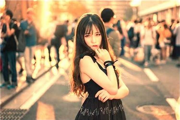 梦到和前女友有说有笑