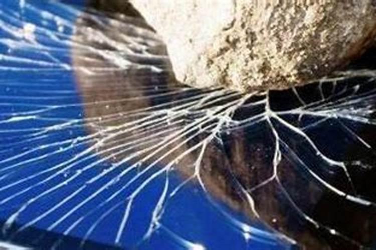 梦见手机碎屏怎么回事？