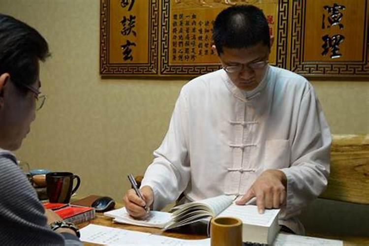 岑溪哪里有算命的高人？