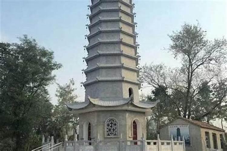 李天王的塔和文昌塔有什么区别？