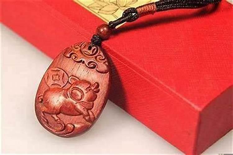 本命年虎年带什么转运？