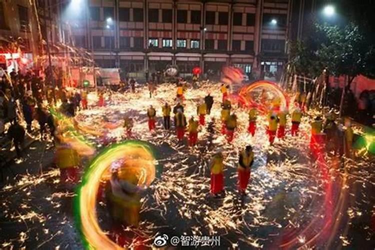 正月十五有什么小镇风俗？