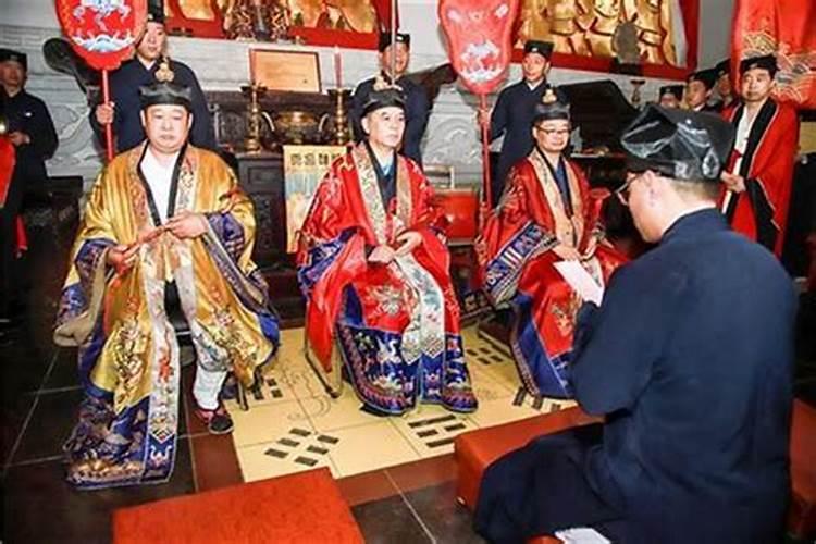 做法事应该找正一还是全真？