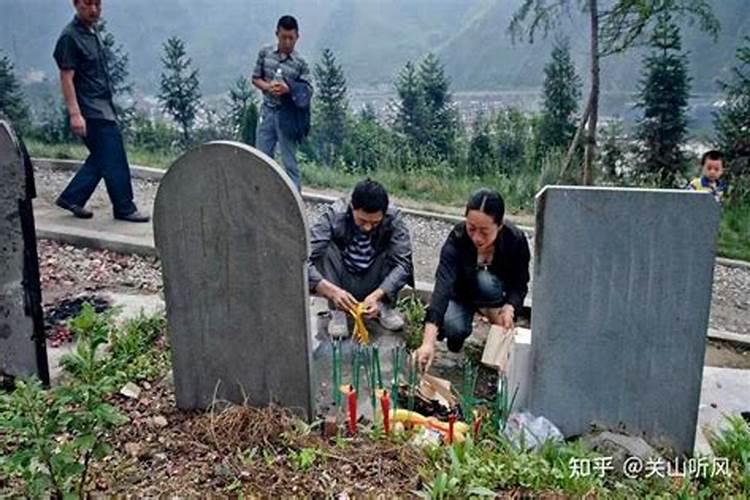 第一年中元节上坟吗？