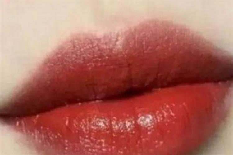 女人嘴巴大的命运好吗？