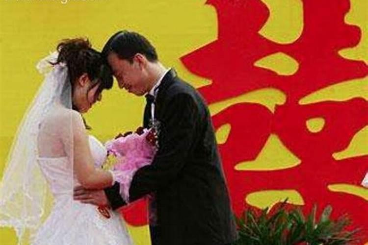 梦见爱的人要结婚是什么征兆？
