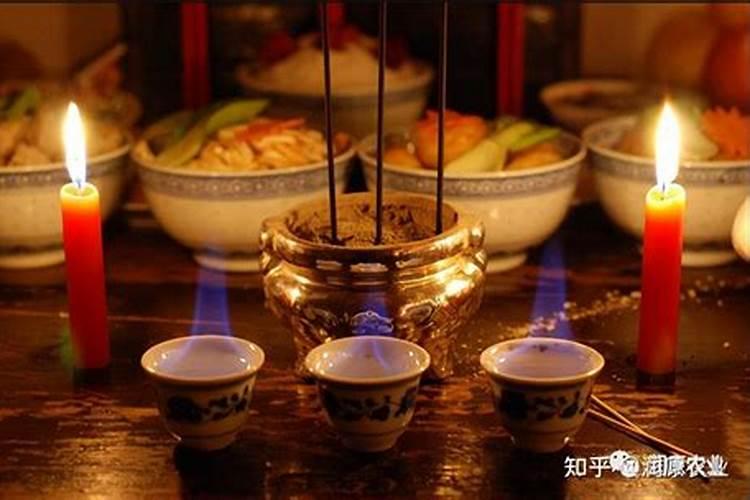 七月十五在家烧纸点几支香？