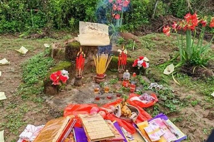 正月初一有多少人上坟烧纸？