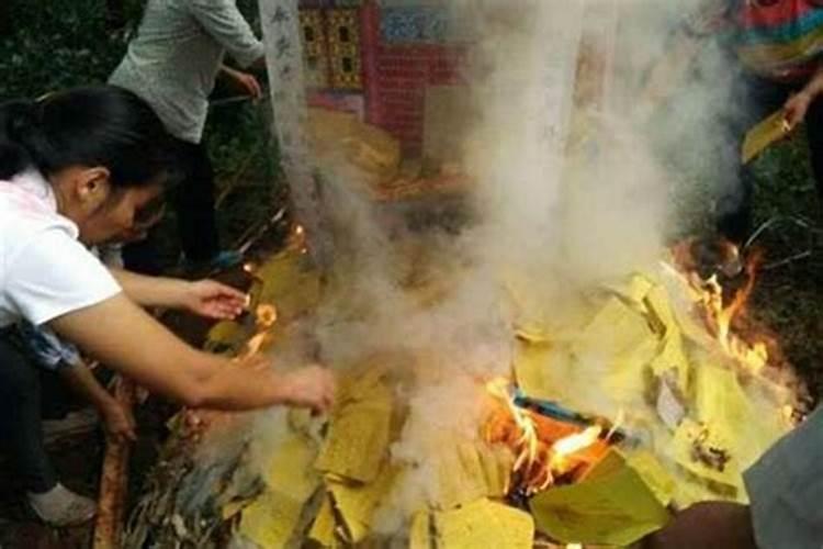 重阳节可以给父亲烧纸吗？