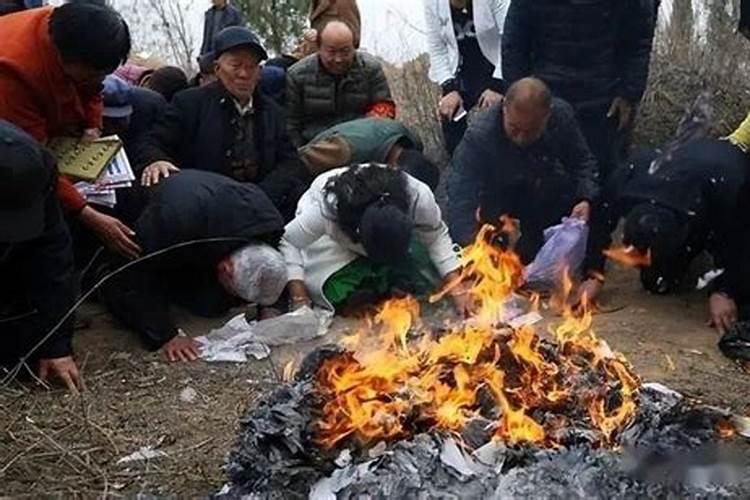河南商丘除夕烧纸吗？