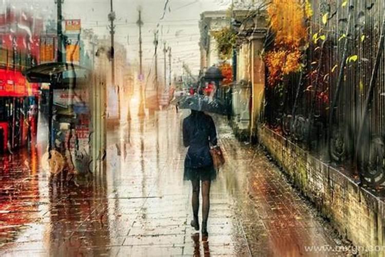 梦见下雨