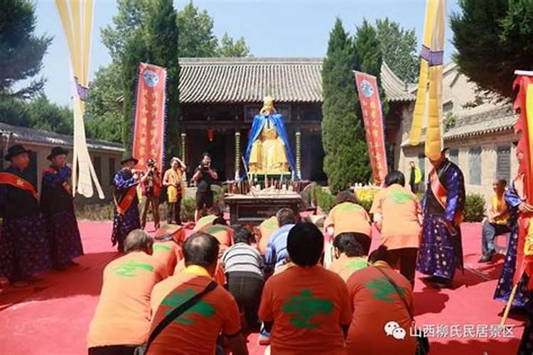 张氏冬至祭祖的横幅