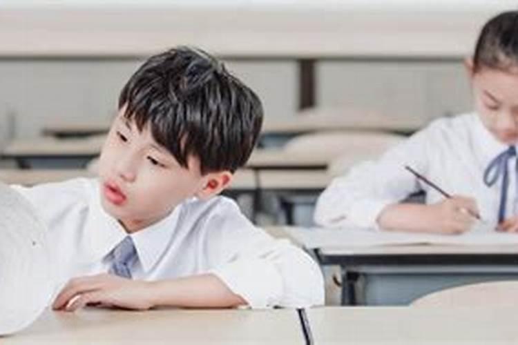 梦见孩子参加学校考试