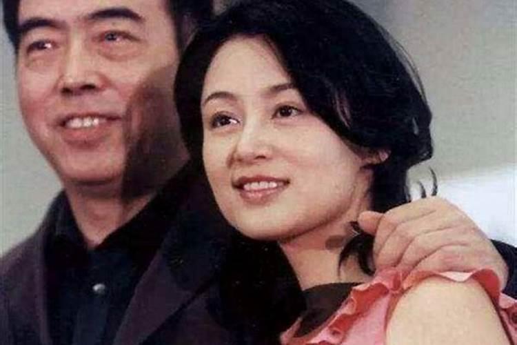 梦见妻子年轻的时候很漂亮
