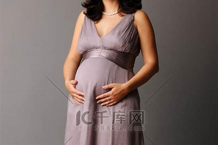 梦到红色衣服的女人怀孕了