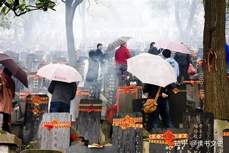 鬼节前还是后上坟好？
