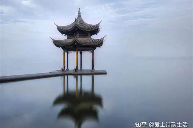 形容运势用所向披靡可以吗？