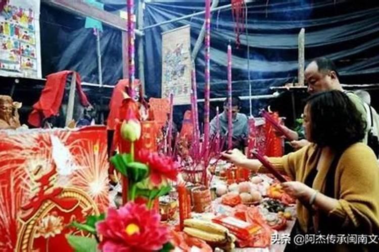 闽南烧香风俗七月十五