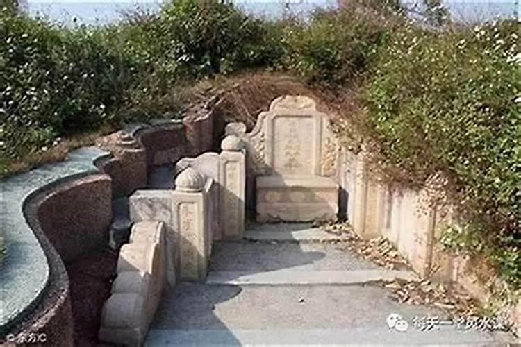 坟墓风水天涯社区