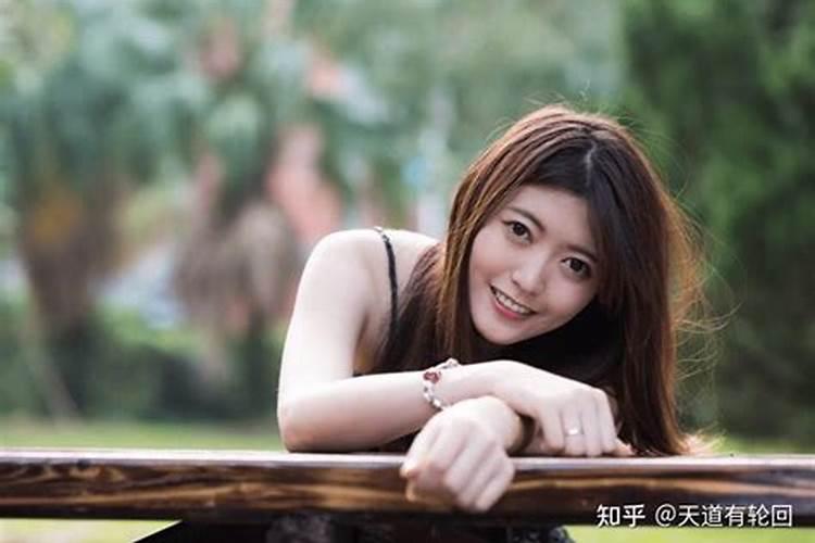 身弱财旺走什么运好？