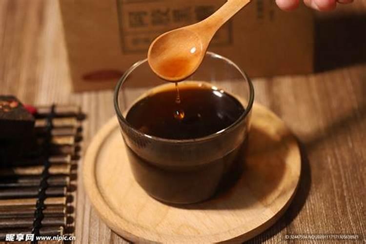 梦到帮表弟冲红糖水吃