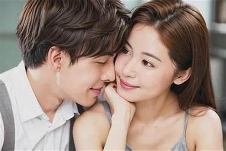 梦见男朋友和别的女生拥抱