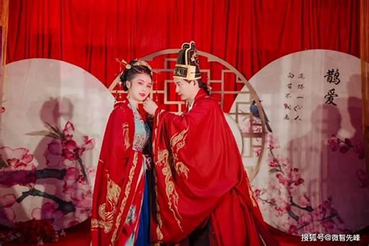 如何通过八字看什么时候结婚？